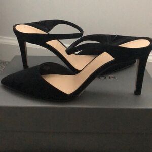 Ann Taylor Suede Mule Pump 6.5